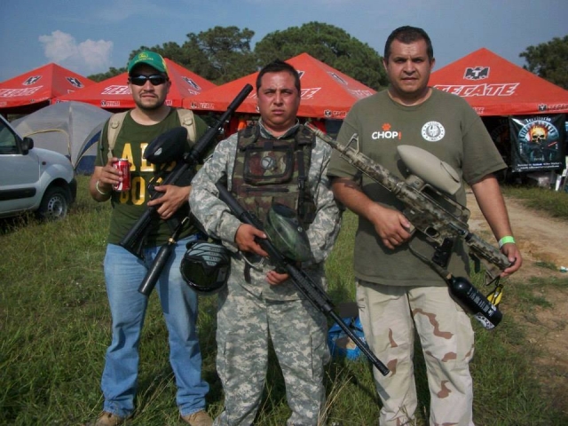 Jugadores de paintball